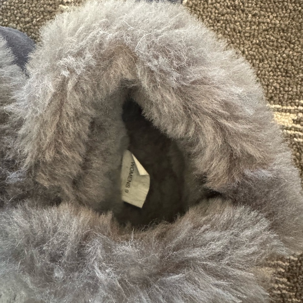 Overland Gray Women's Fur-Lined Slippers | Rubber Sole For Outdoors - Picture 3 of 8